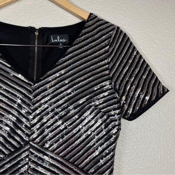 Lulu's Mini Dress Broadway Star Metallic Sequin V-Neck Stripes Women Size Small - Picture 6 of 11